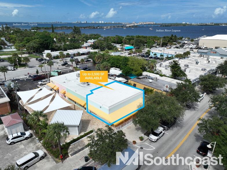 1939 NE Jensen Beach Blvd, Jensen Beach, FL for lease - Building Photo - Image 3 of 7