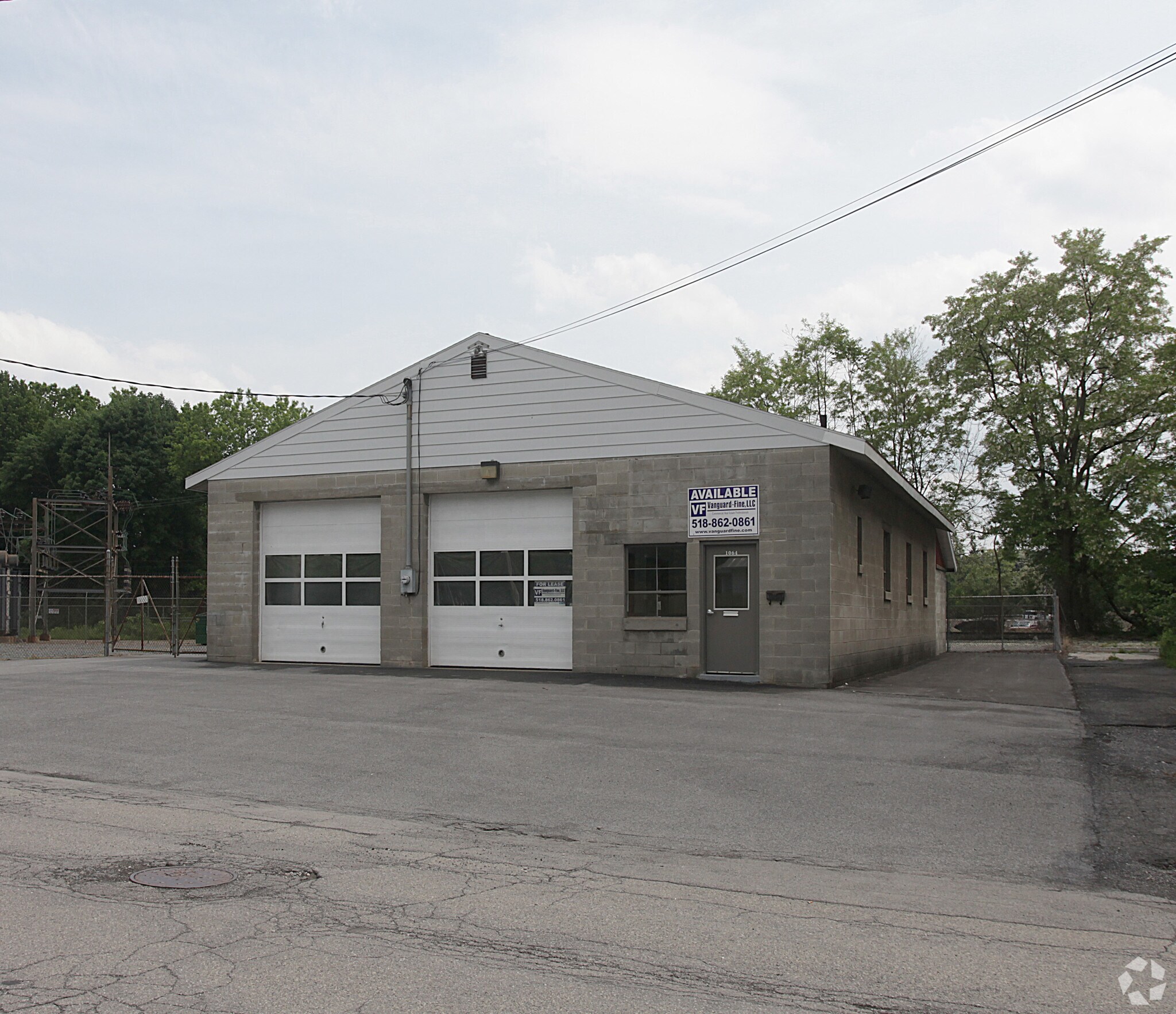 1064 Catalyn St, Schenectady, NY for sale Primary Photo- Image 1 of 1