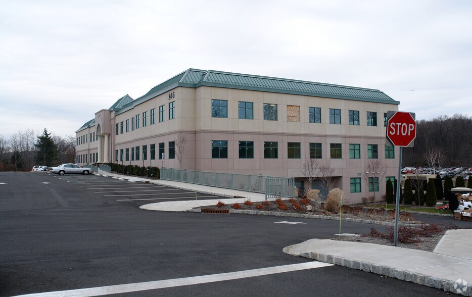 246 Hamburg Tpke, Wayne, NJ 07470 Office for Sale