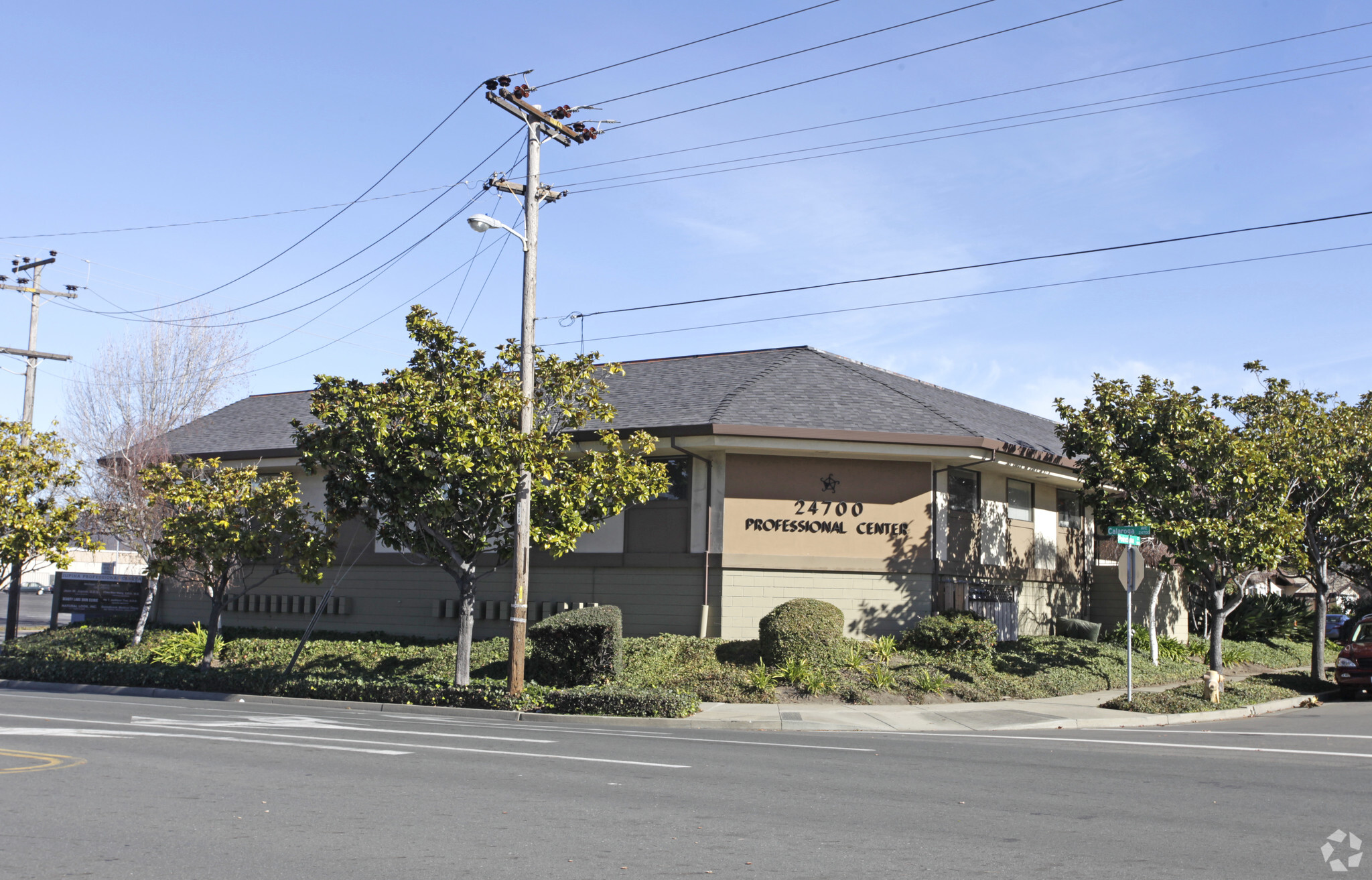 24700 Calaroga Ave, Hayward, CA for sale Primary Photo- Image 1 of 7