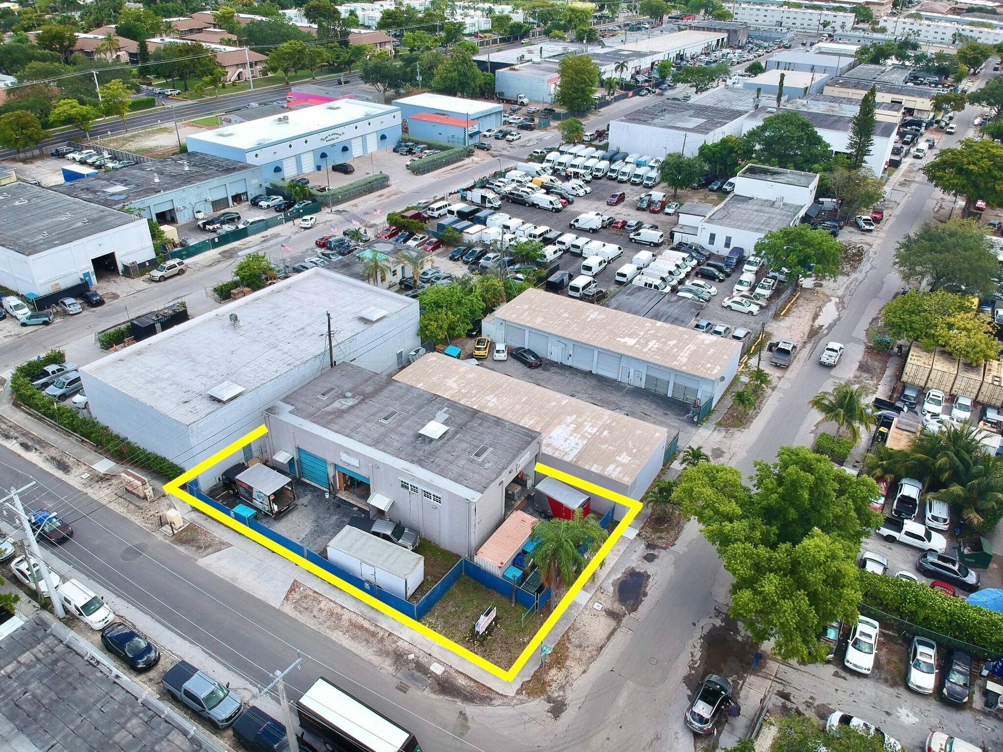 5751 Dawson St, Hollywood, FL for lease Interior Photo- Image 1 of 26