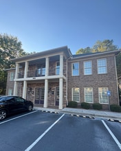 1905 Woodstock Rd, Roswell, GA for lease Building Photo- Image 1 of 9