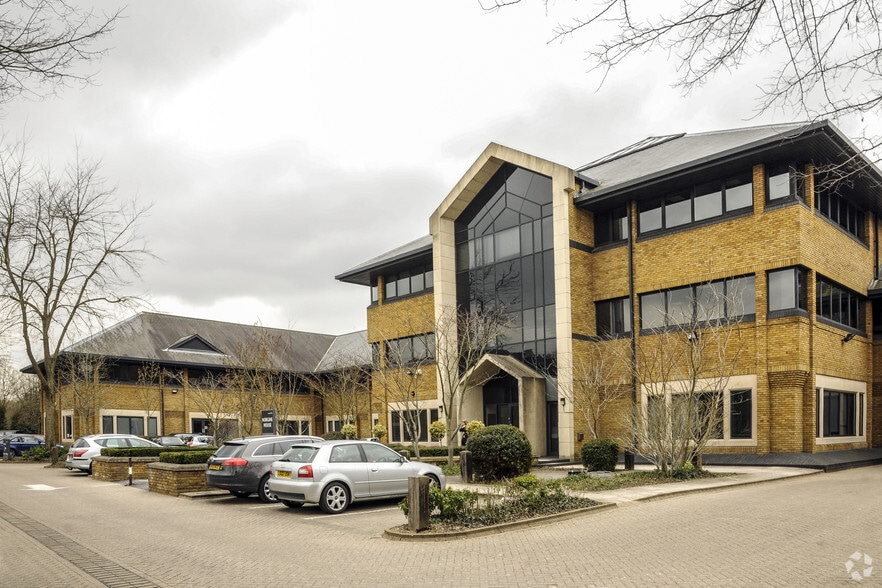 Moorhall Rd, Uxbridge for sale - Building Photo - Image 1 of 1