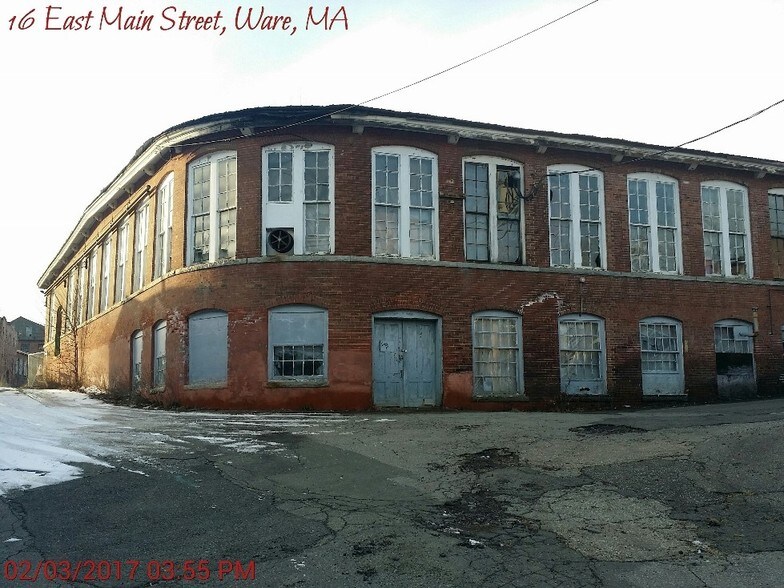 16 E Main St, Ware, MA 01082