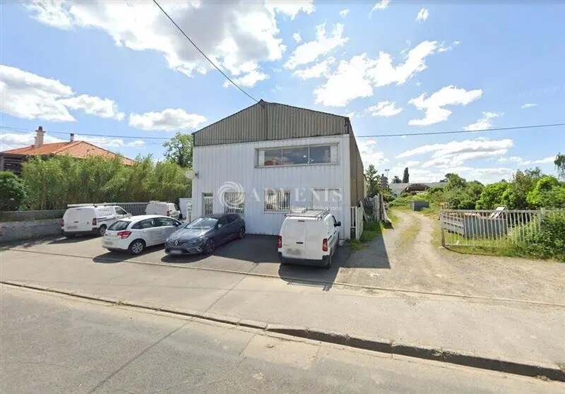 Flex in Rezé for lease Building Photo- Image 1 of 6