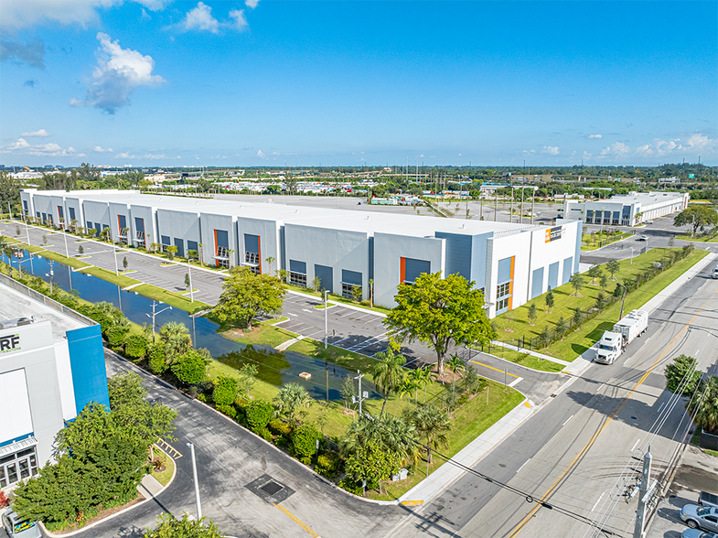 3055 Burris Rd, Davie, FL for lease - Building Photo - Image 2 of 28