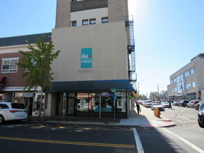 147 Smith St, Perth Amboy, NJ for lease Building Photo- Image 2 of 6