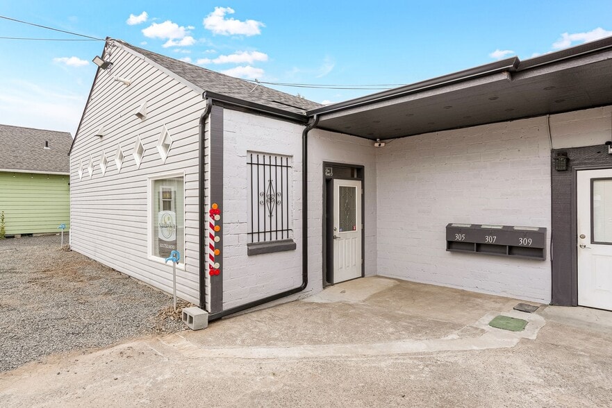 309 S Water St, Silverton, OR for lease - Building Photo - Image 2 of 41