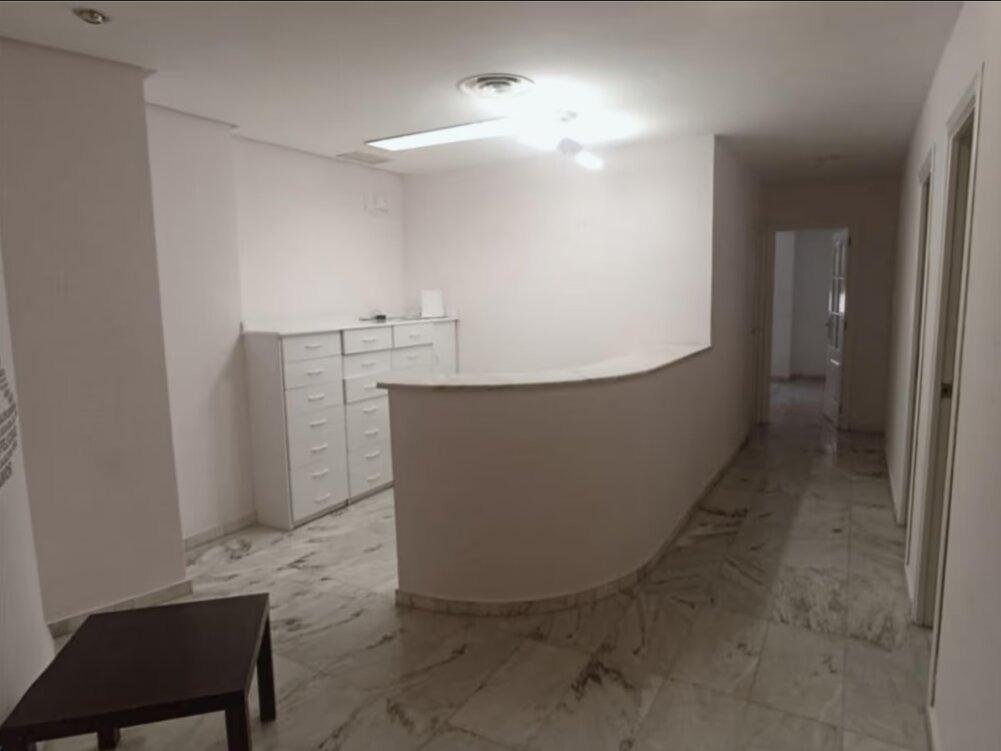 Office in Cáceres, Cáceres for sale Building Photo- Image 1 of 9