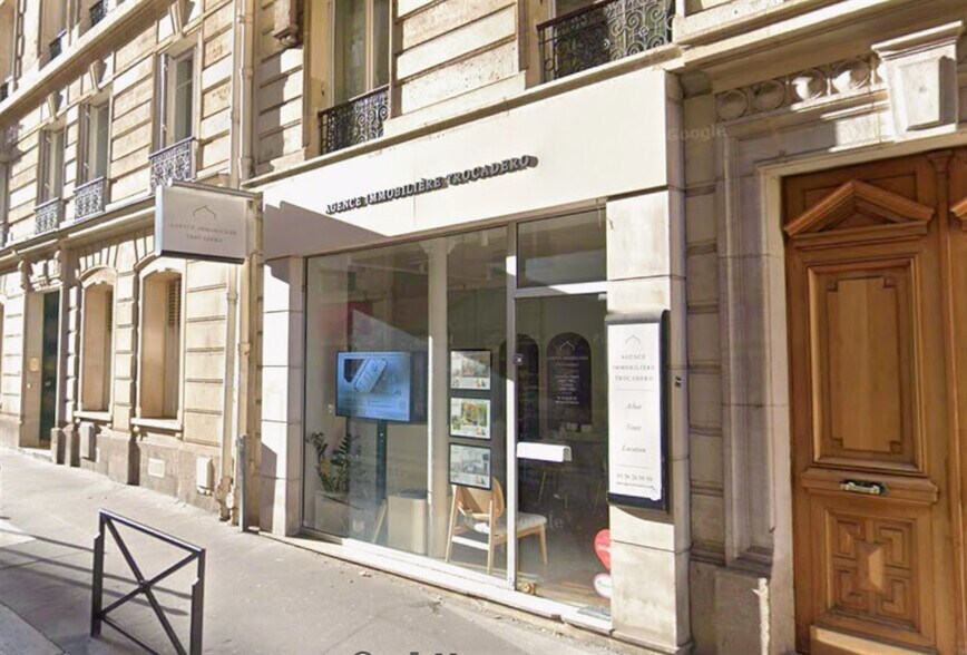 Retail in Paris for lease - Building Photo - Image 2 of 4