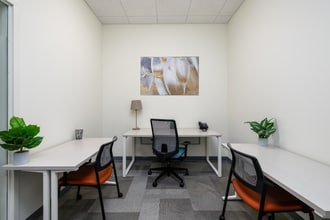 10926 David Taylor Dr, Charlotte, NC for lease Building Photo- Image 2 of 3