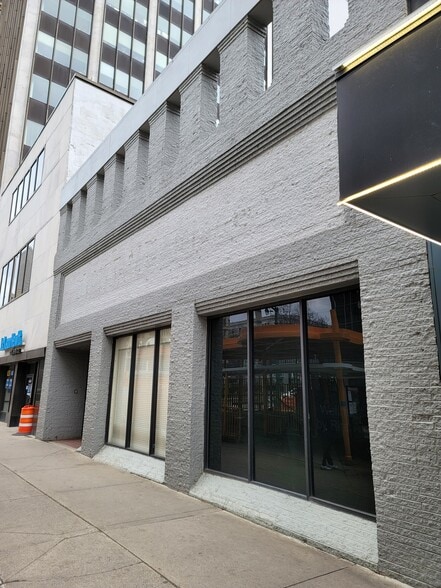 452 Main St, Buffalo, NY for lease - Building Photo - Image 1 of 7