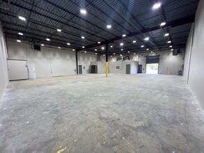 920 State Route 33, Freehold, NJ for lease Interior Photo- Image 1 of 6