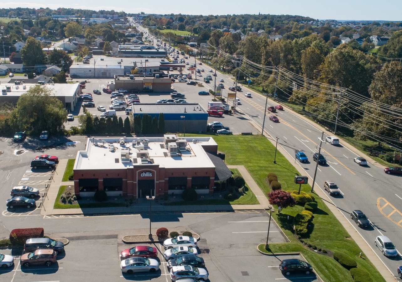 855 W Main Rd, Middletown, RI 02842