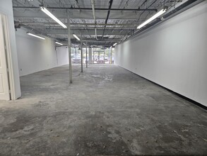 8800-8899 Katy Fwy, Houston, TX for lease Interior Photo- Image 2 of 5