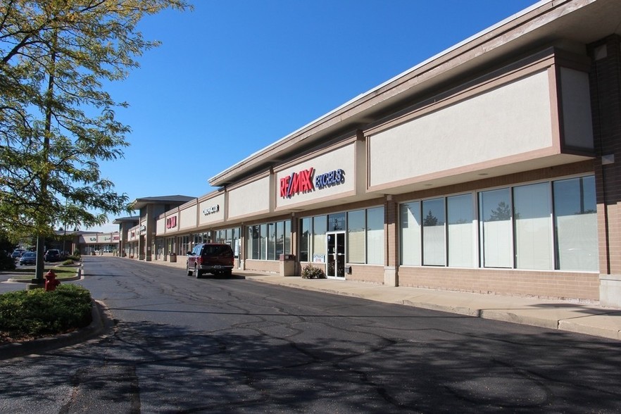 1772 S Randall Rd, Geneva, IL for lease - Building Photo - Image 2 of 10