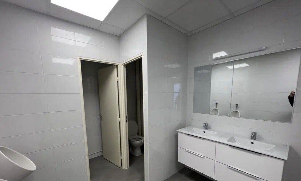 1 Rue Jules Guesde, Ris-Orangis for lease - Interior Photo - Image 3 of 29
