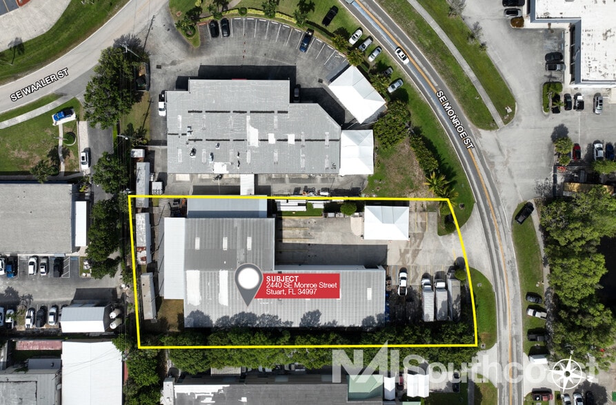 2440 Monroe St, Stuart, FL for lease - Building Photo - Image 2 of 8