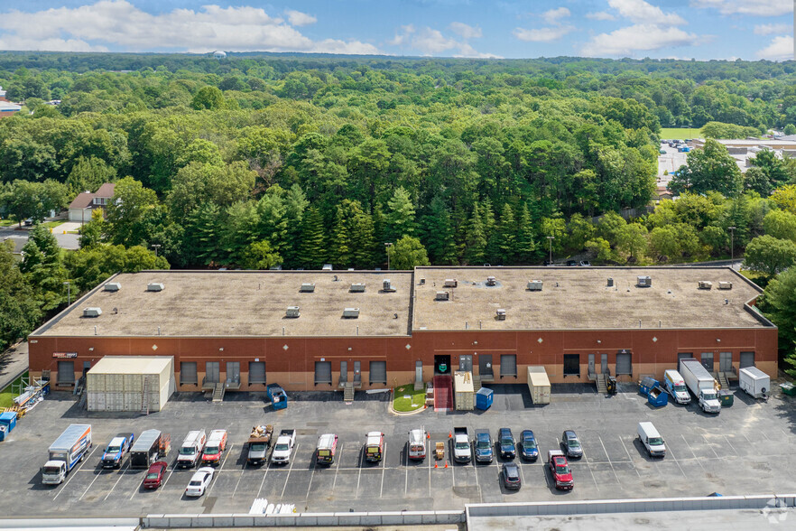 8229 Cloverleaf Dr, Millersville, MD for lease - Building Photo - Image 2 of 5