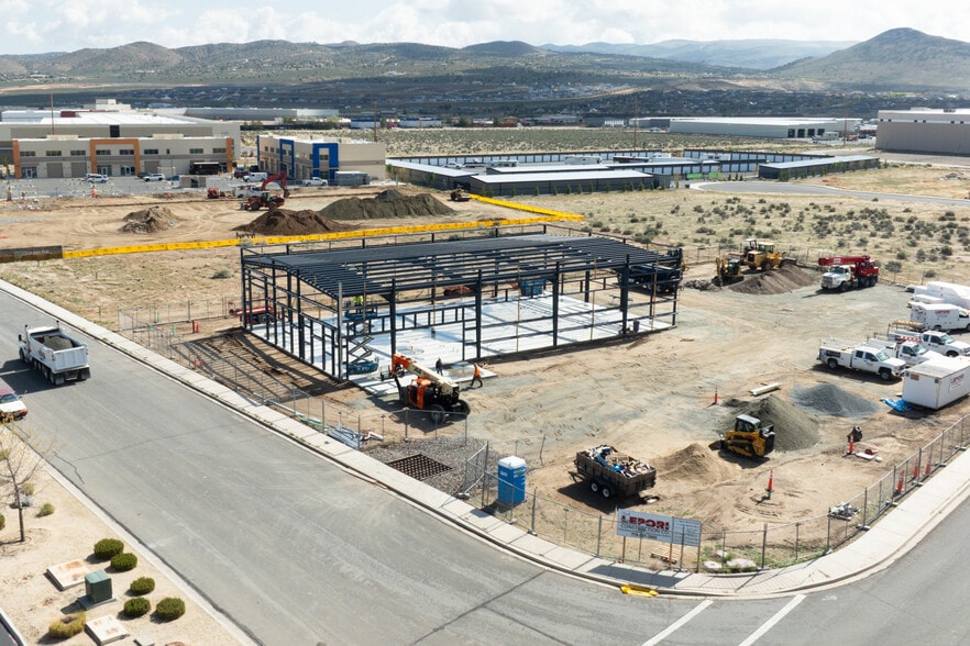 140 Design Place, Sparks, NV for lease - Building Photo - Image 2 of 5