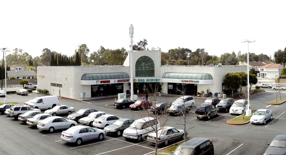 5015-5111 W Edinger Ave, Santa Ana, CA for lease - Building Photo - Image 1 of 2