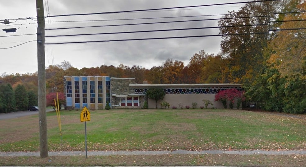 1571 Stratfield Rd, Fairfield, CT for sale - Primary Photo - Image 1 of 1