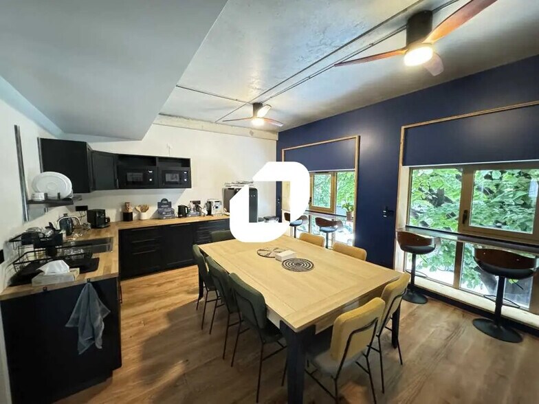 Office in Ivry-sur-Seine for lease - Interior Photo - Image 3 of 5