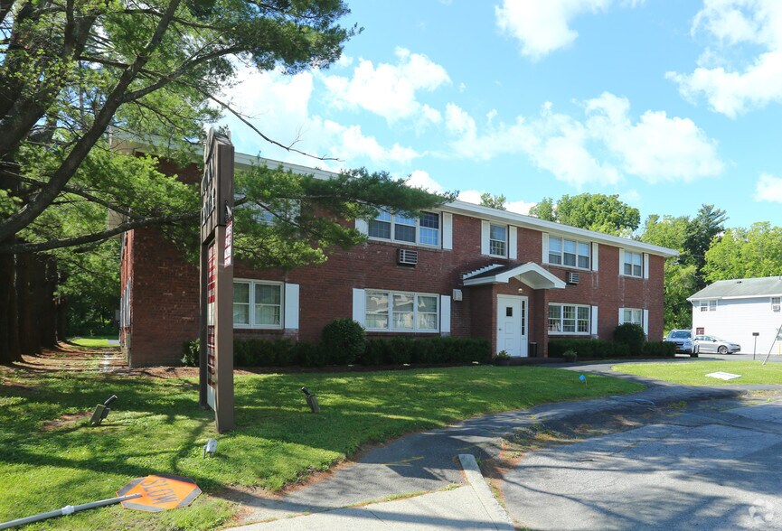 274 Delaware Ave, Delmar, NY for sale - Primary Photo - Image 1 of 1