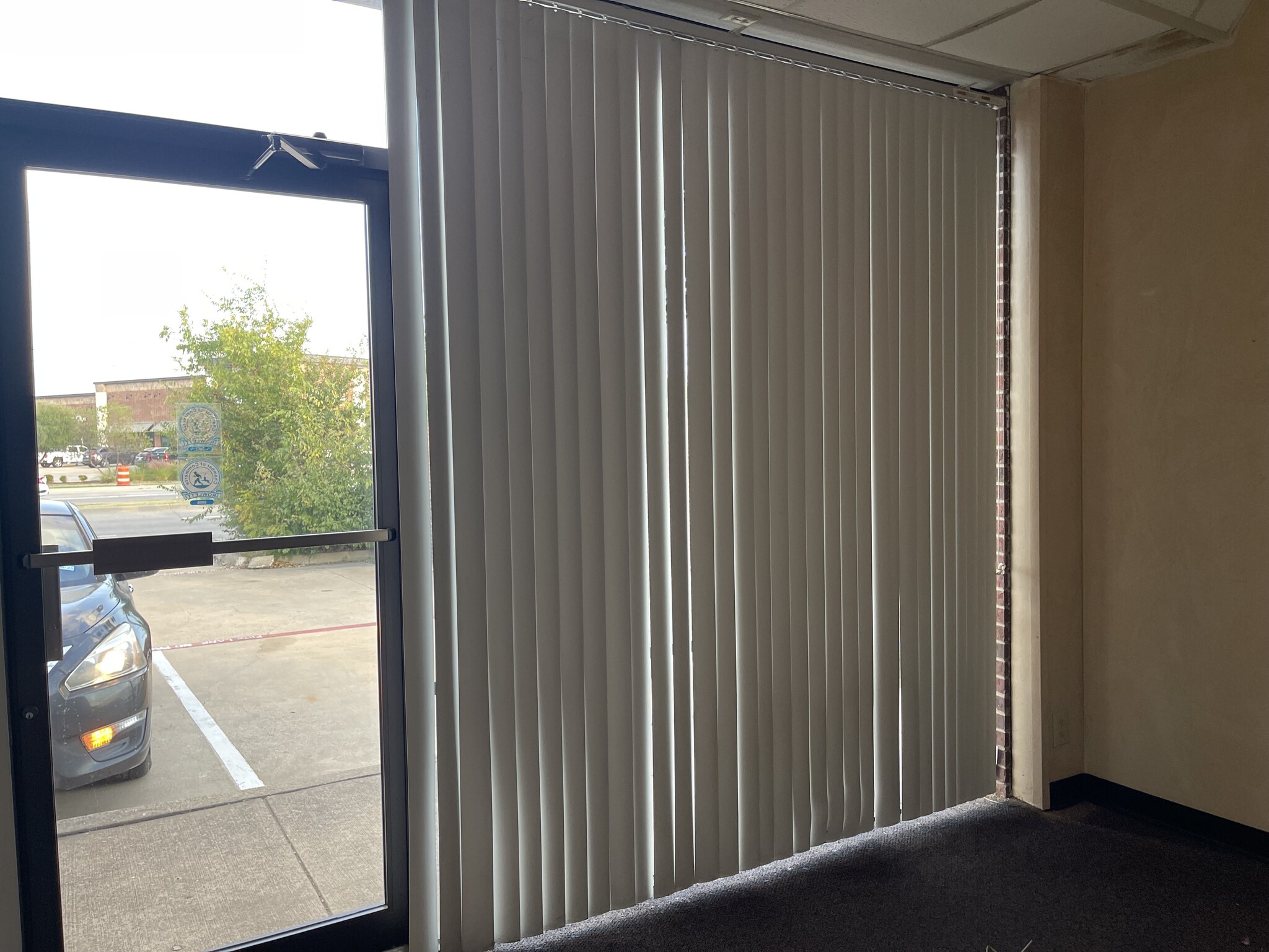 8600-8602 State Highway 66, Rowlett, TX for lease Interior Photo- Image 1 of 7