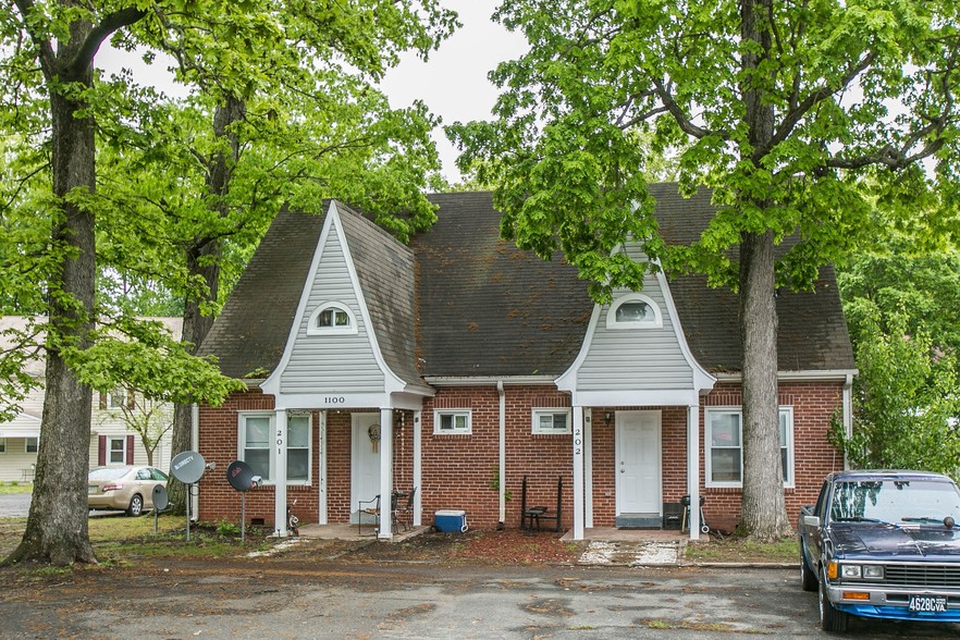 1901 Fox Chase, Fredericksburg, VA for sale - Primary Photo - Image 1 of 1