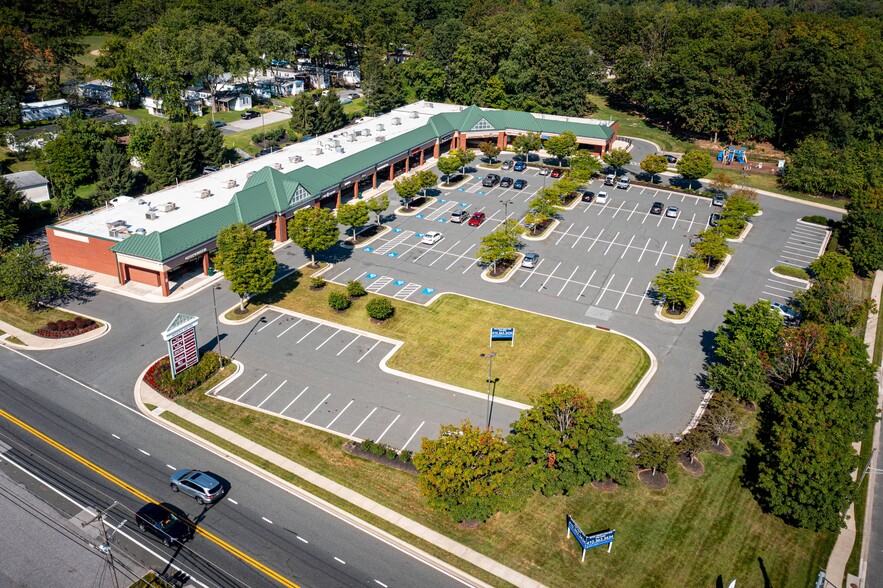 11550 Philadelphia Rd, White Marsh, MD for lease - Building Photo - Image 1 of 13