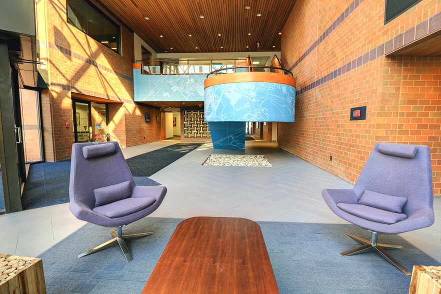 90 E Halsey Rd, Parsippany, NJ for lease - Interior Photo - Image 3 of 6