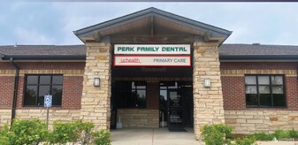 Willow Springs Office Bldg - Live-Work Space