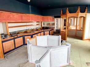 4 Promenade, Penzance for lease Interior Photo- Image 1 of 5