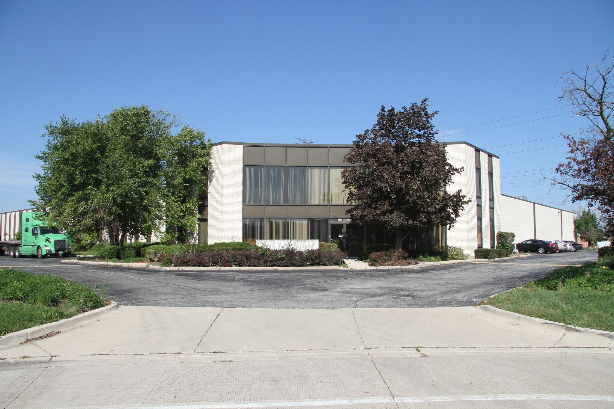 776 N Oaklawn Ave, Elmhurst, IL for sale Building Photo- Image 1 of 1