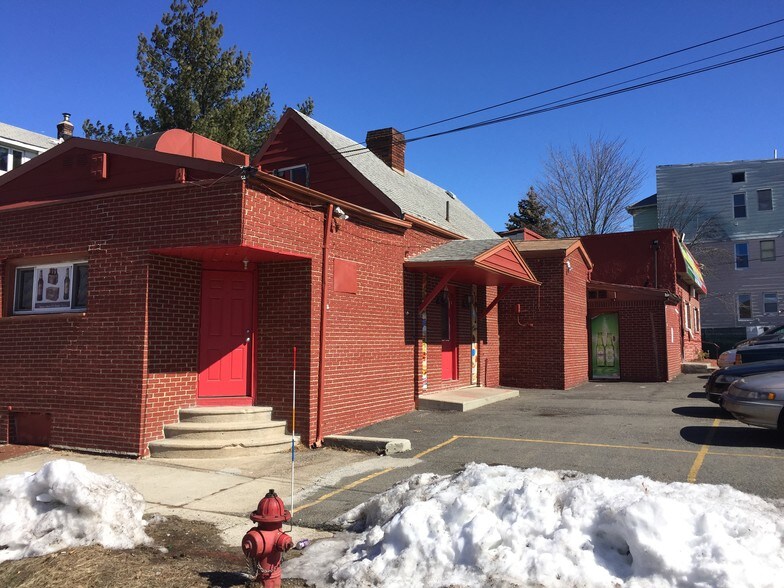 2 Cedar St, Garfield, NJ for sale - Primary Photo - Image 1 of 1