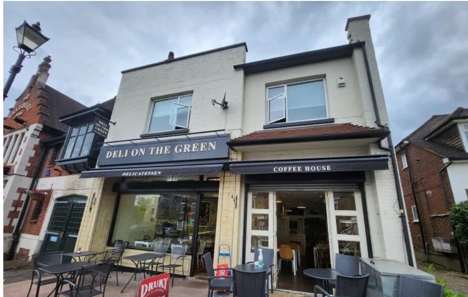 251 Hoppers Rd, London for sale - Building Photo - Image 1 of 1