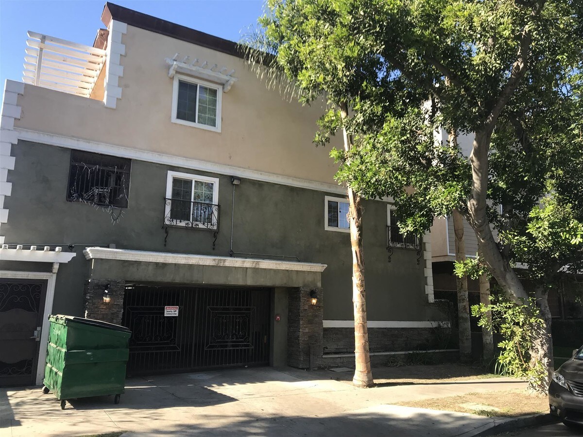 333 S Flower St, Santa Ana, CA 92703
