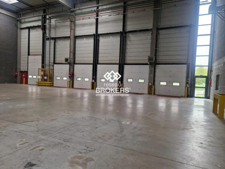 Industrial in Mitry-Mory for lease - Interior Photo - Image 3 of 3