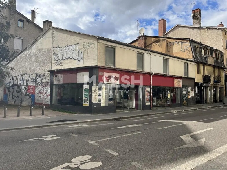 Retail in Lyon for lease - Building Photo - Image 3 of 3