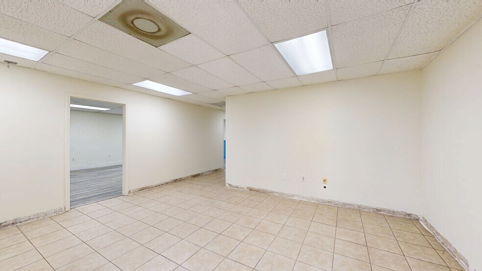 1720 Main St NE, Palm Bay, FL for lease - Matterport 3D Scan - Image 2 of 30