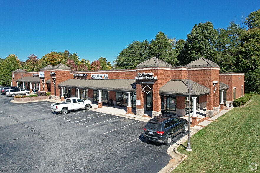 1692 NC Highway 68, Oak Ridge, NC for sale - Building Photo - Image 1 of 1