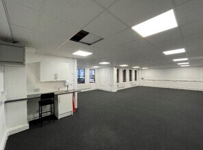 27 Southway, Colchester for lease Interior Photo- Image 2 of 2