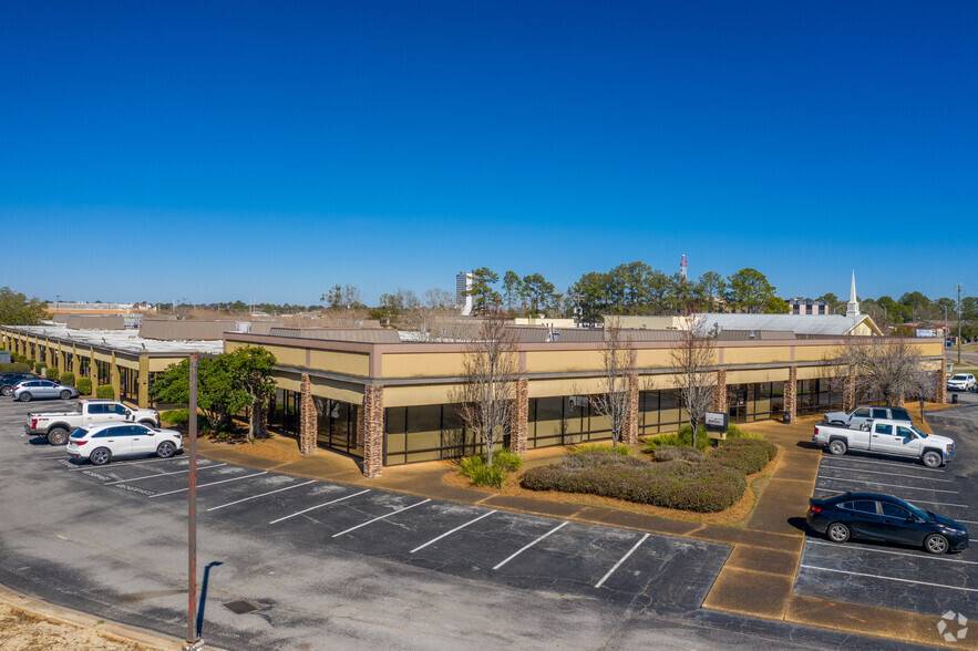 3100 Cottage Hill Rd, Mobile, AL for lease - Building Photo - Image 1 of 4