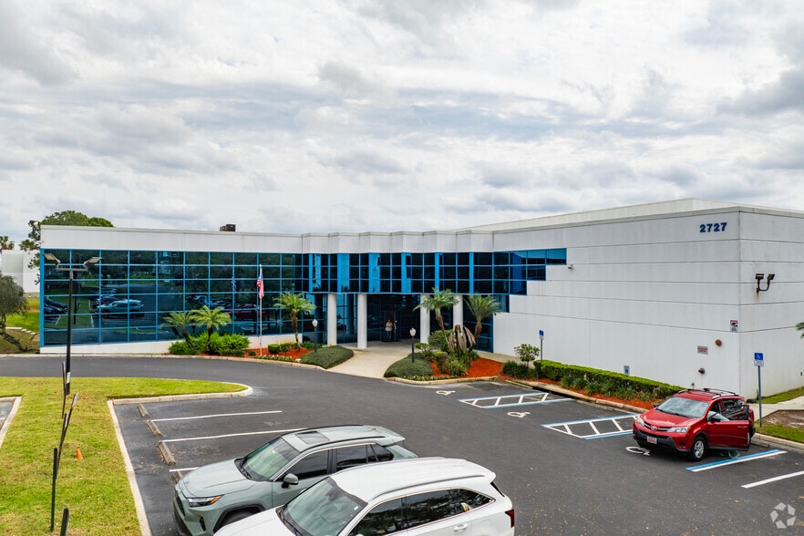 2727 Interstate Dr, Lakeland, FL for sale - Building Photo - Image 3 of 7