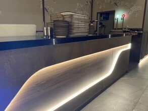 Retail in Barcelona, Barcelona for lease Interior Photo- Image 2 of 7