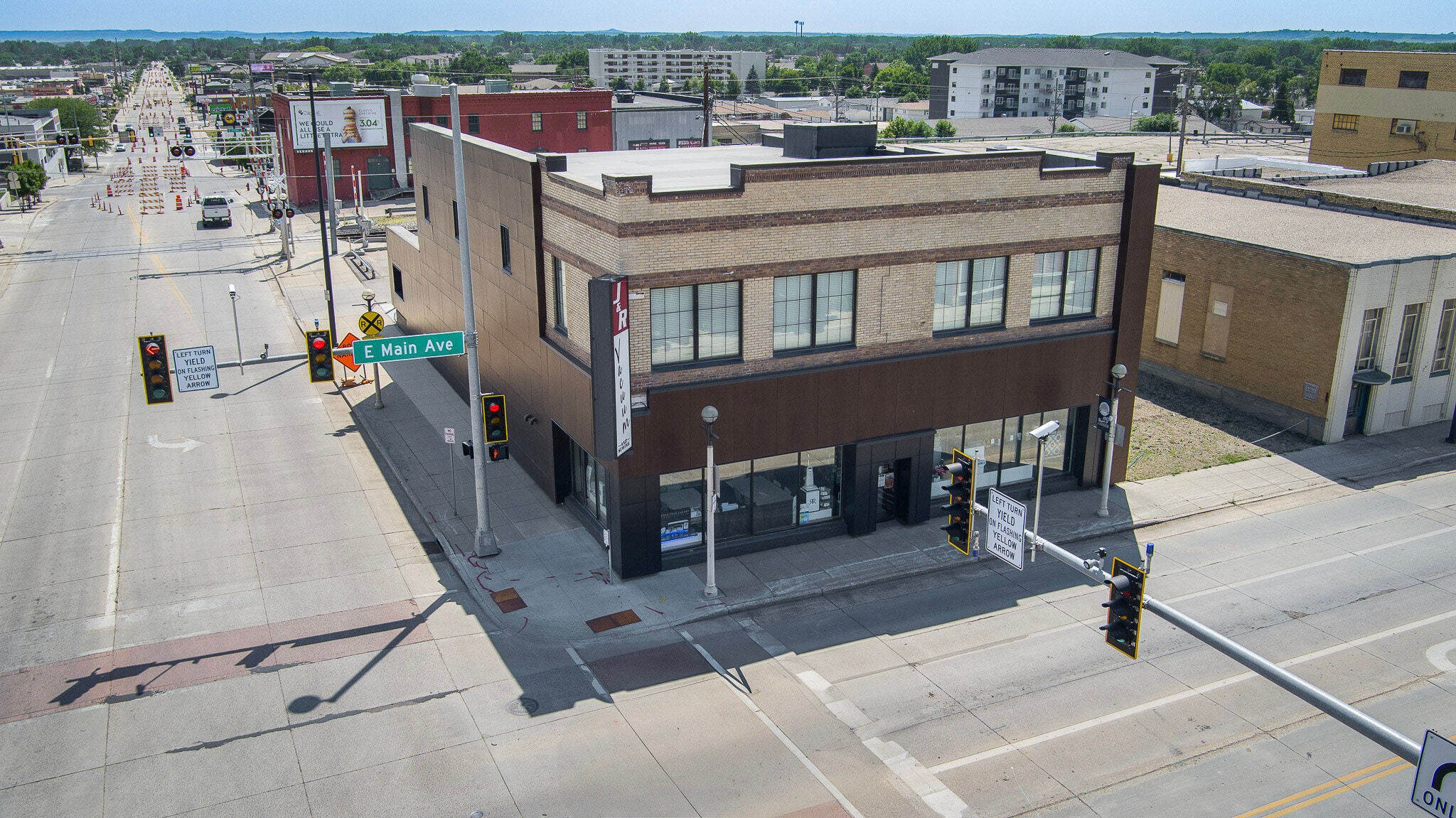 223 E Main Ave, Bismarck, ND for sale Primary Photo- Image 1 of 24