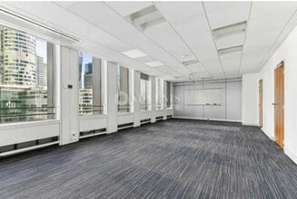 1 Place De La Pyramide, Puteaux for sale Interior Photo- Image 1 of 2