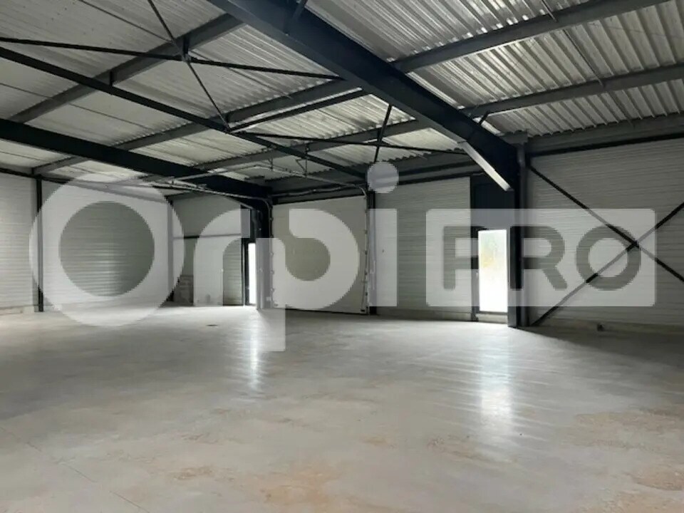 Office in La Rochelle for lease Building Photo- Image 1 of 11