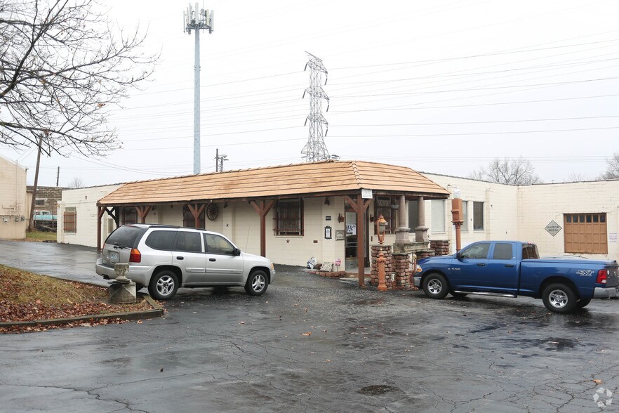 76217625 Page Ave, Pagedale, MO 63133